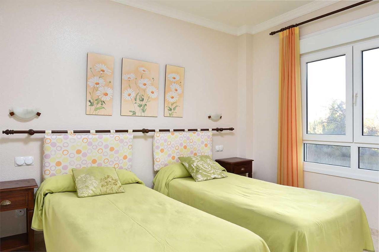 Apartamentos Y Villas Oliva Nova Golf Resort Экстерьер фото
